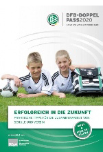 Titelblatt der DFB-Borschüre „Erfolgreich in die Zukunft“