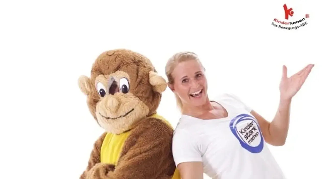 Taffi, das Turnmaskottchen und Singa Gätgens